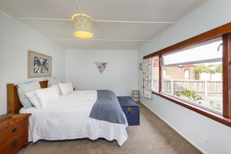 Photo of property in 481 Ruahine Street, Terrace End, Palmerston North, 4410