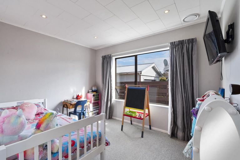 Photo of property in 23 Ferndale Place, Feilding, 4702