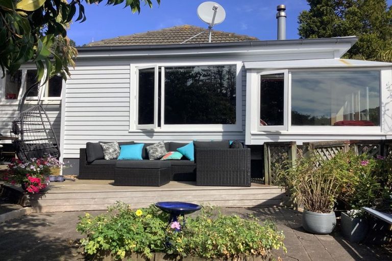 Photo of property in 13 Warwick Street, Wilton, Wellington, 6012