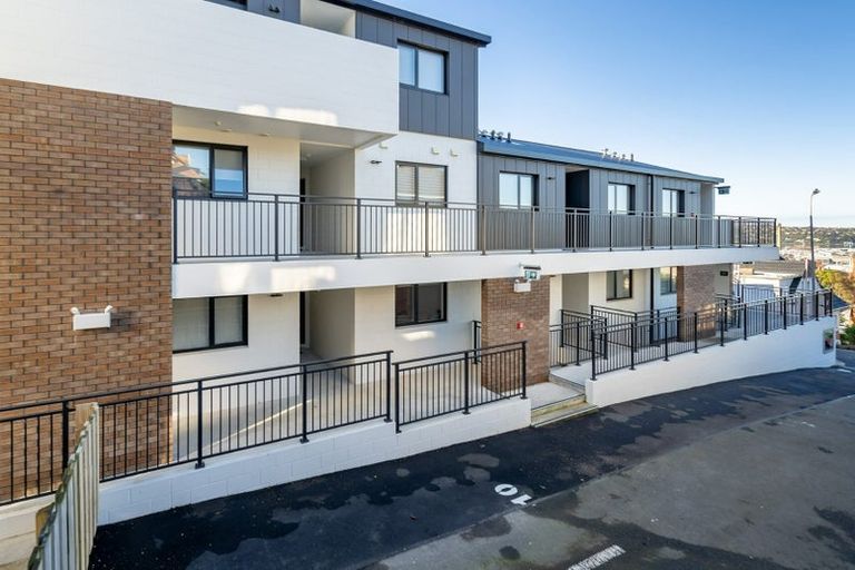 Photo of property in 15/23 London Street, Dunedin Central, Dunedin, 9016