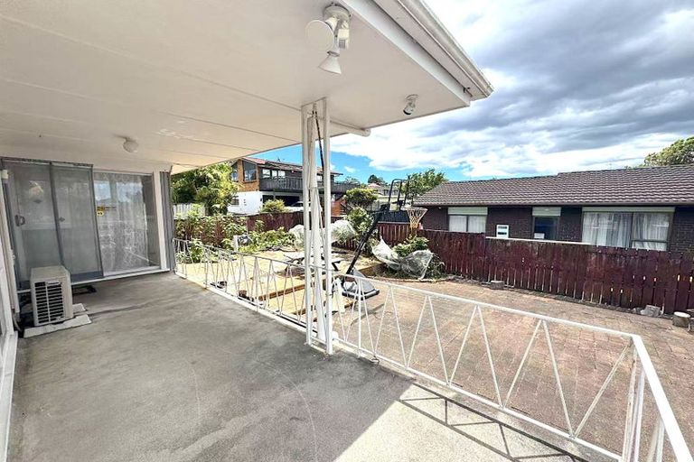 Photo of property in 5 Olena Avenue, Sunnyhills, Auckland, 2010