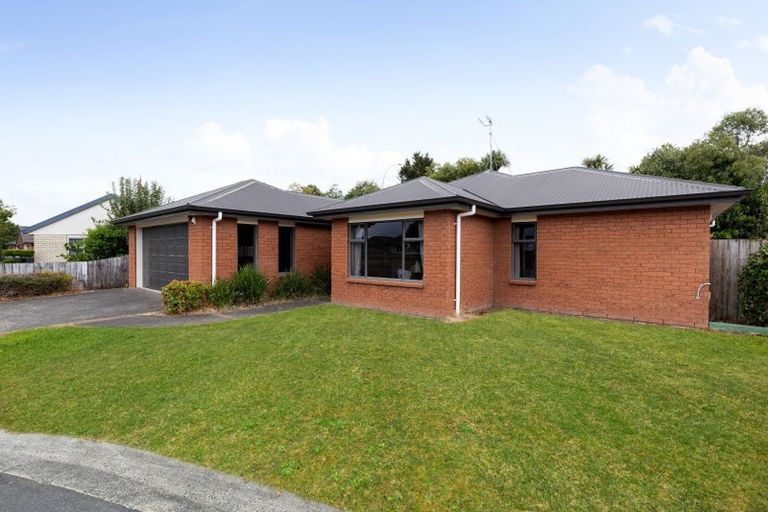 Photo of property in 50 Nielsen Gardens, Rototuna, Hamilton, 3210