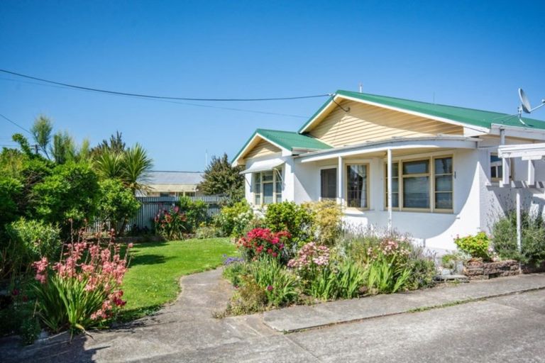 Photo of property in 8a Carvell Street, Blenheim, 7201