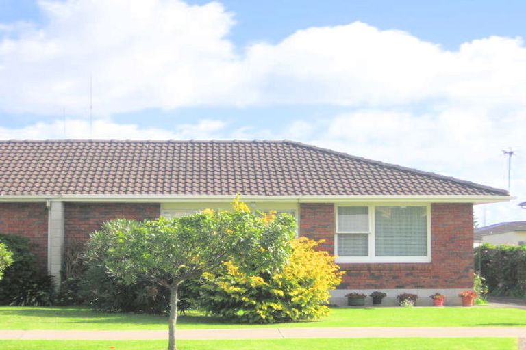 Photo of property in 8/68 Rangitoto Road, Papatoetoe, Auckland, 2025