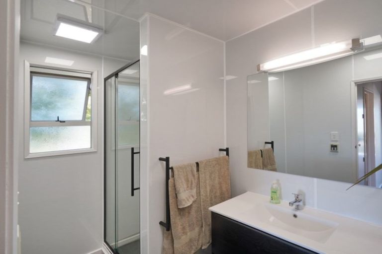 Photo of property in 22 Kendal Avenue, Burnside, Christchurch, 8053