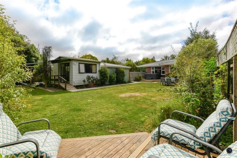 Photo of property in 27 Longmuir Street, Ilam, Christchurch, 8041