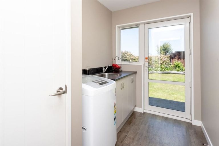 Photo of property in 27 Tupelo Place, Swannanoa, Rangiora, 7476