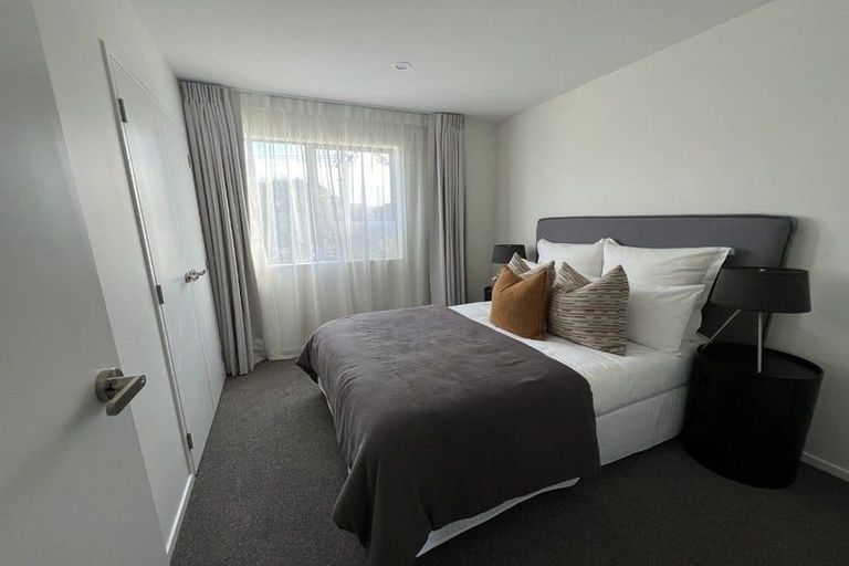 Photo of property in 361 Glengarry Road, Glen Eden, Auckland, 0602