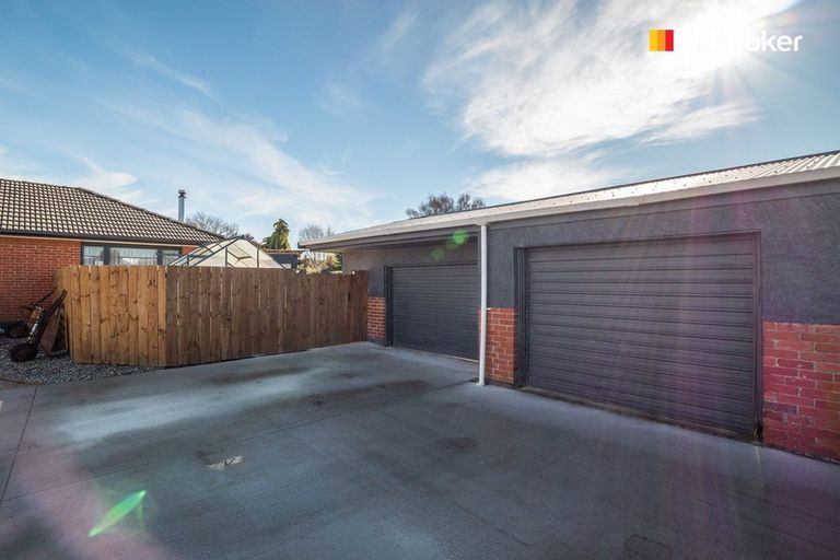 Photo of property in 1 Watson Street, Green Island, Dunedin, 9018