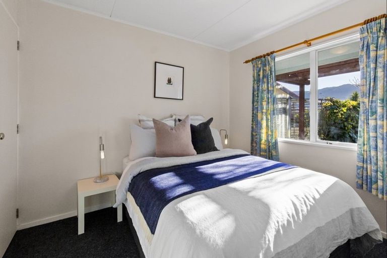 Photo of property in 4 Kawarau Place, Frankton, Queenstown, 9300