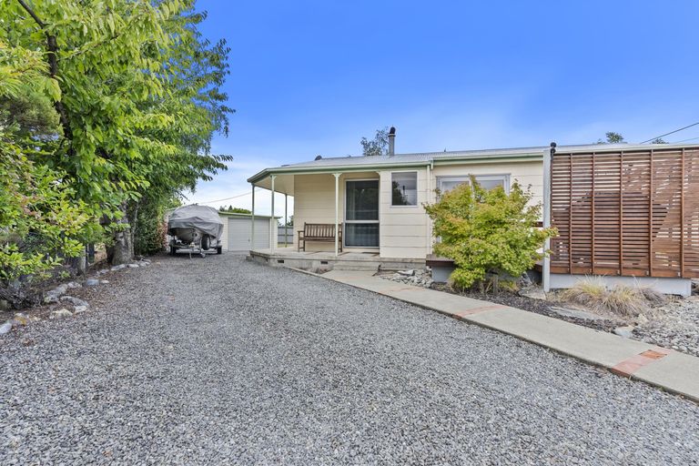 Photo of property in 25 Hallewell Road, Twizel, 7901
