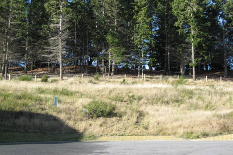 Photo of property in 11 Pearce Place, Wanaka, 9305