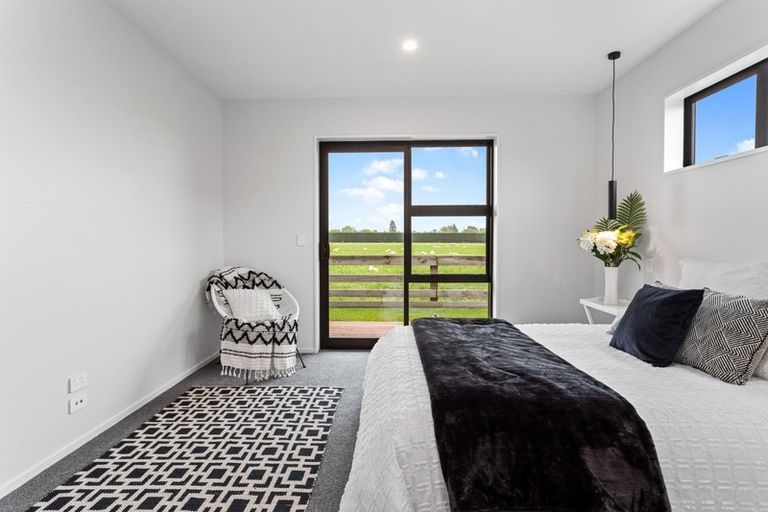 Photo of property in 7 Grey View Grove, Rangiora, 7400