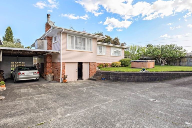 Photo of property in 12 Powell Place, Henderson, Auckland, 0610