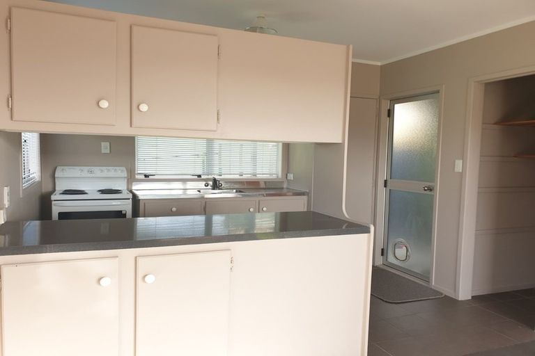 Photo of property in 3/23 Nelson Street, Helensville, 0800