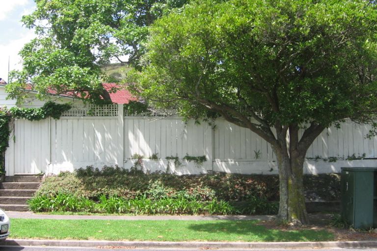 Photo of property in 16 High Street, Devonport, Auckland, 0624