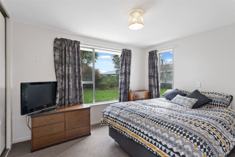 Photo of property in 114 Hay Street, Bromley, Christchurch, 8062