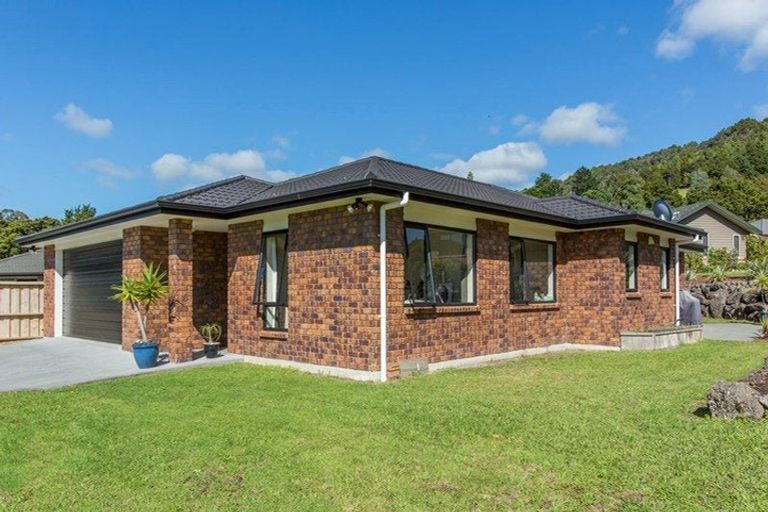 Photo of property in 11 Taiko Street, Horahora, Whangarei, 0110