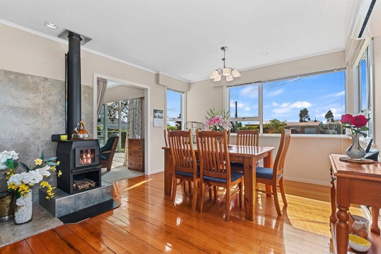 Photo of property in 15 Te Paka Crescent, Te Kamo, Whangarei, 0112