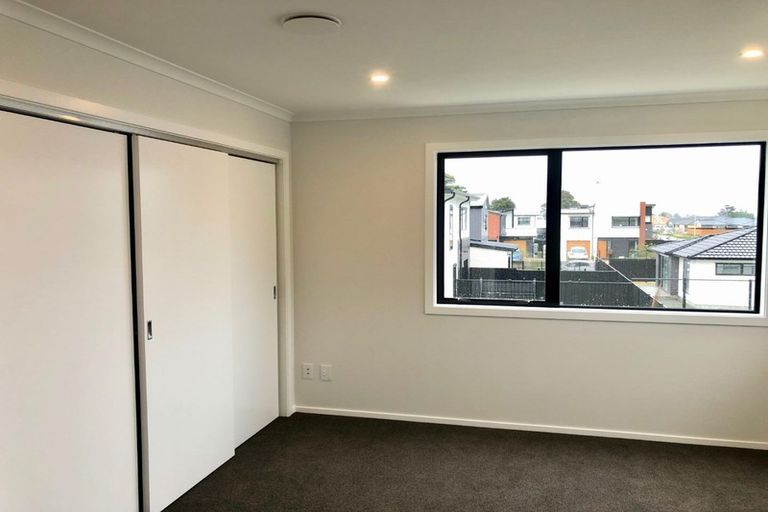 Photo of property in 7 Desert Gold Lane, Wallaceville, Upper Hutt, 5018