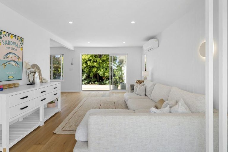 Photo of property in 42 Arnold Street, Sumner, Christchurch, 8081