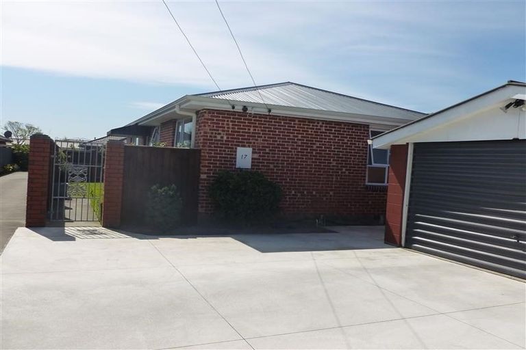 Photo of property in 1/17 Daniels Road, Redwood, Christchurch, 8051