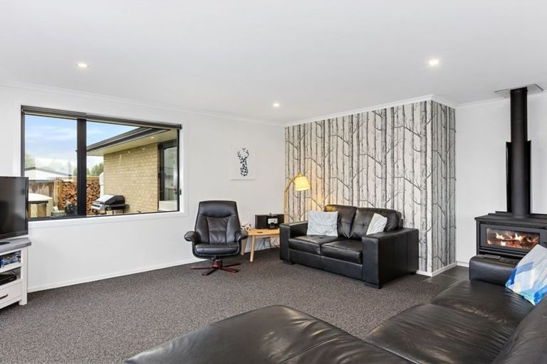 Photo of property in 50 Titri Road, Waihola, Outram, 9073