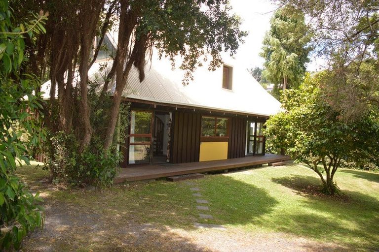 Photo of property in 58 Woodills Road, Akaroa, 7520