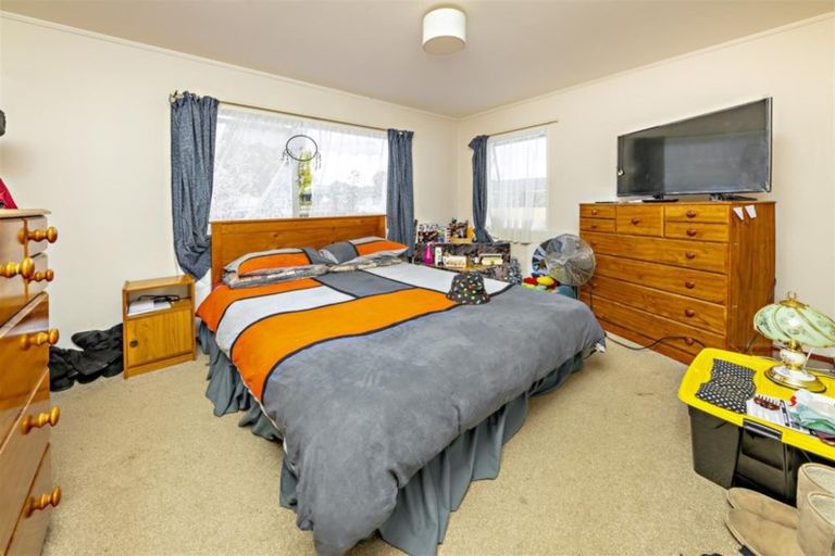 Photo of property in 13 Tilbrook Place, Papakura, 2110