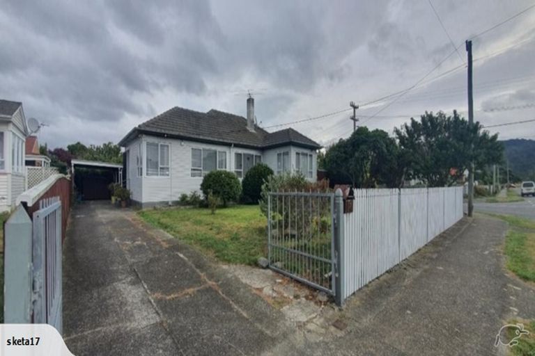 Photo of property in 17 Burcham Street, Taita, Lower Hutt, 5011