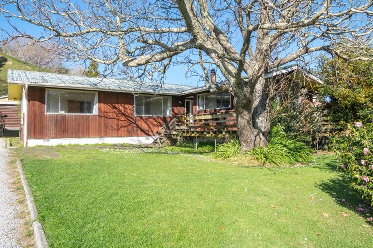 Photo of property in 50 Paraone Road, Tamarau, Gisborne, 4010