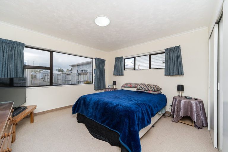 Photo of property in 8 Oxford Street, Hokowhitu, Palmerston North, 4410