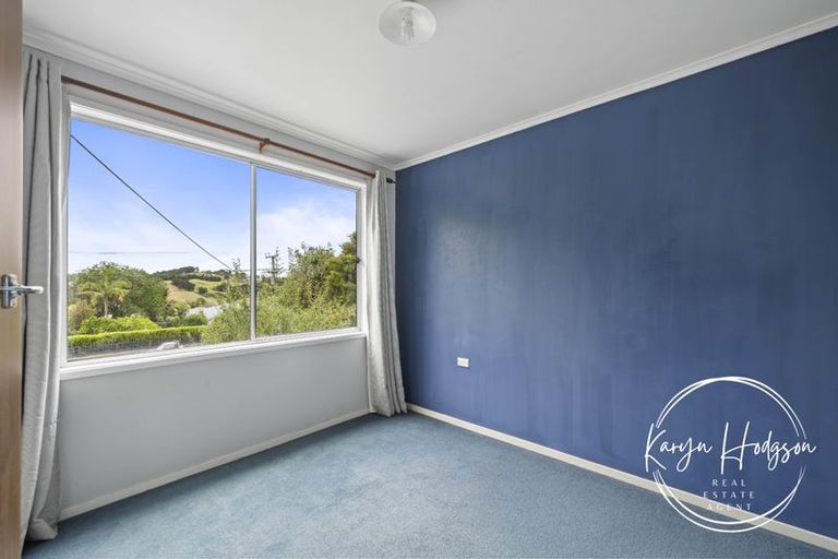 Photo of property in 26 Whaka Street, Maungaturoto, 0520