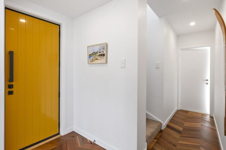 Photo of property in 64 Cliffs Road, Saint Clair, Dunedin, 9012