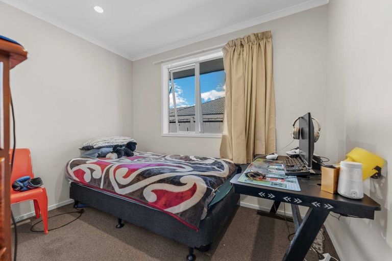 Photo of property in 4 Waitaua Street, Papakura, 2110