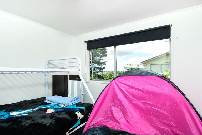 Photo of property in 44 Gallony Avenue, Massey, Auckland, 0614