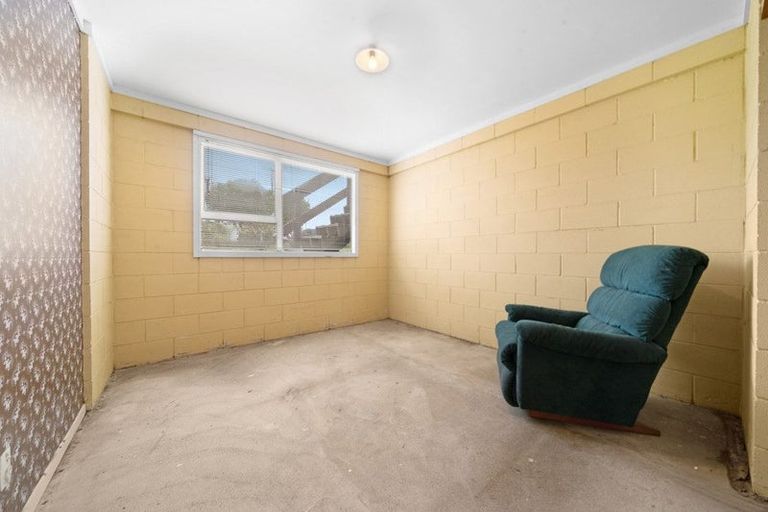 Photo of property in 60 Bays Road, Orere Point, Papakura, 2585