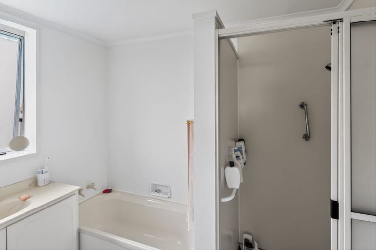 Photo of property in 1/100 Centaurus Road, Huntsbury, Christchurch, 8022