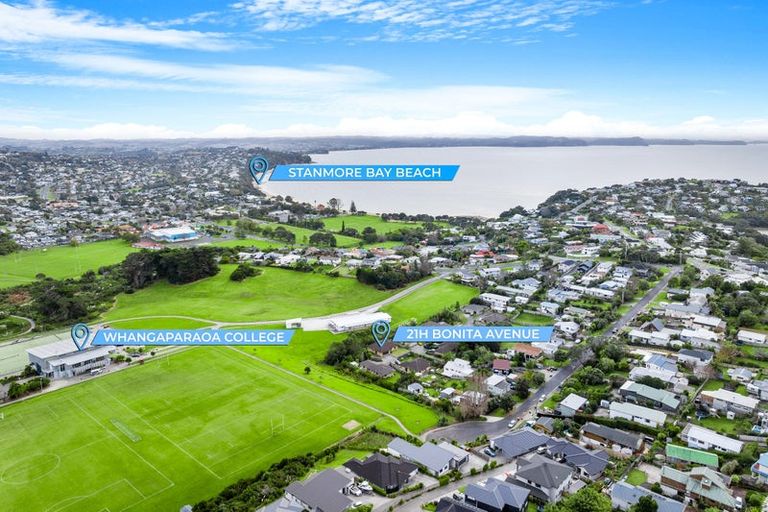 Photo of property in 21h Bonita Avenue, Stanmore Bay, Whangaparaoa, 0932