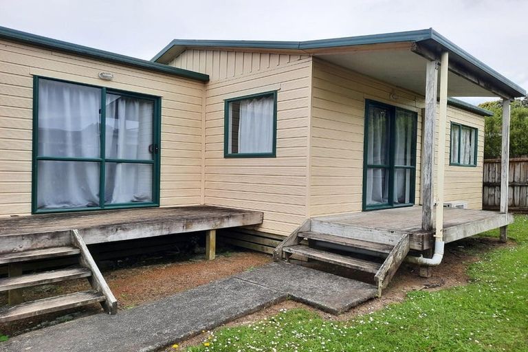 Photo of property in 115 Finlayson Avenue, Clendon Park, Auckland, 2103