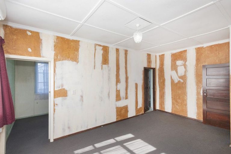 Photo of property in 8 De Lautour Road, Kaiti, Gisborne, 4010