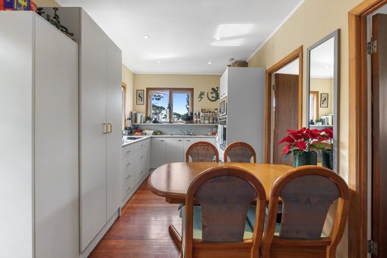 Photo of property in 58 Bethells Road, Waitakere, Auckland, 0782