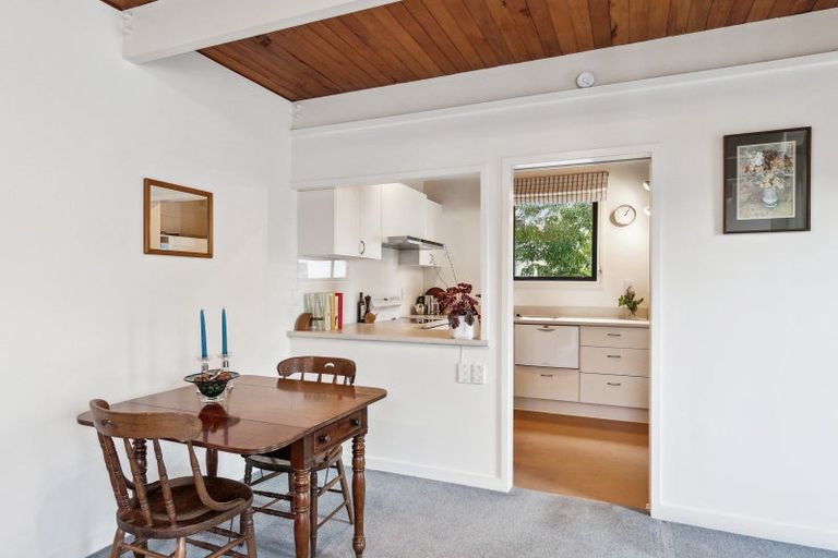 Photo of property in Pitarua Court, 2/11 Pitarua Street, Thorndon, Wellington, 6011