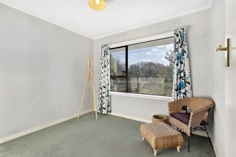 Photo of property in 38 Charlcott Street, Burnside, Christchurch, 8053