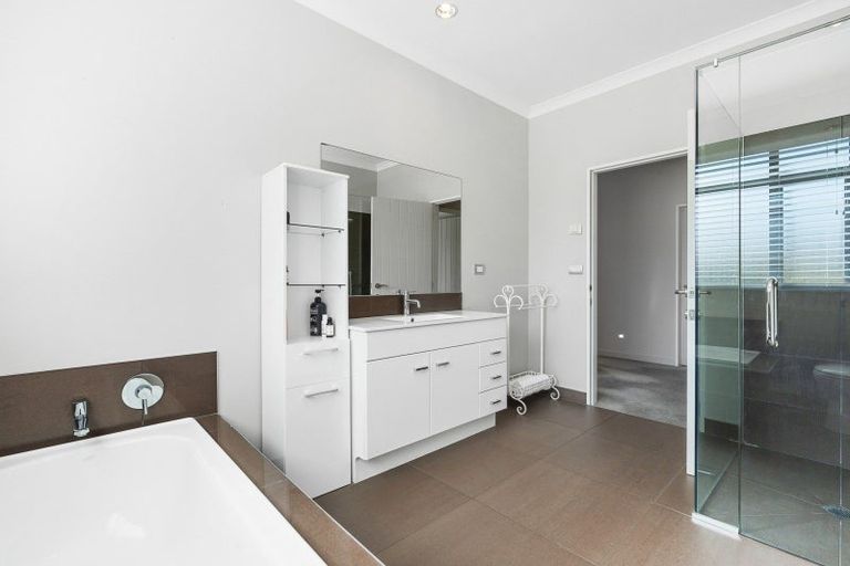 Photo of property in 9 Rexwood Estate, Carterton, 5713