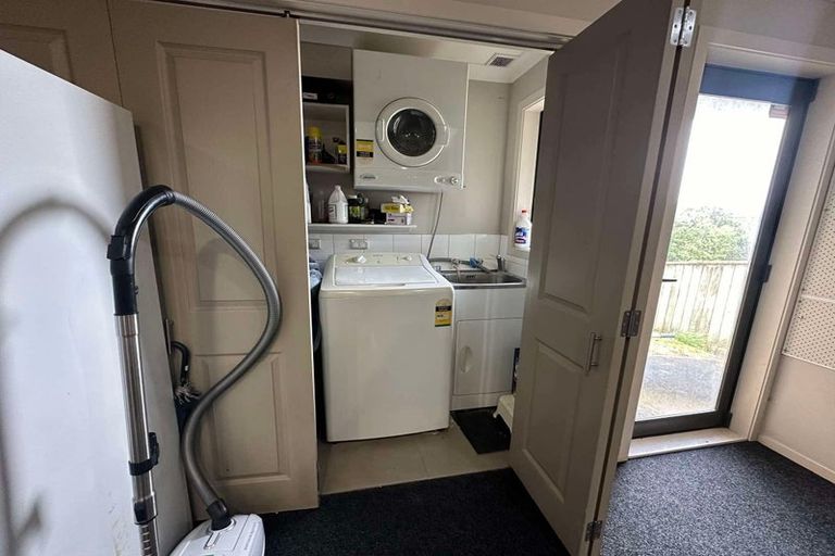 Photo of property in 89 Te Puia Drive, Aotea, Porirua, 5024