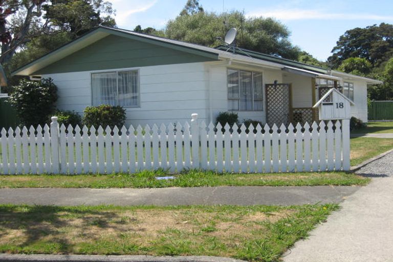 Photo of property in 18 Ferndale Place, Feilding, 4702