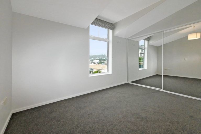 Photo of property in 31-41 Pirie Street, Mount Victoria, Wellington, 6011