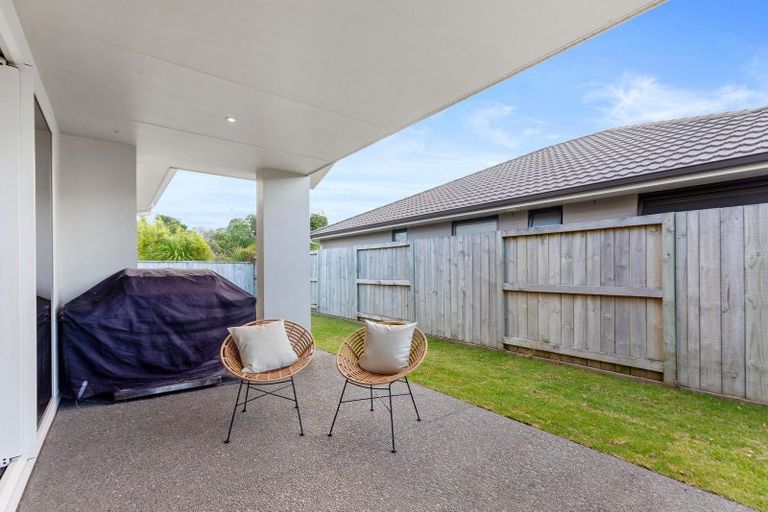 Photo of property in 63 Awatira Drive, Papamoa Beach, Papamoa, 3118