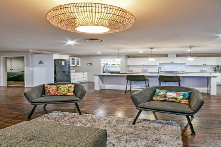 Photo of property in 8 Crosshill Court, Pokeno, 2402